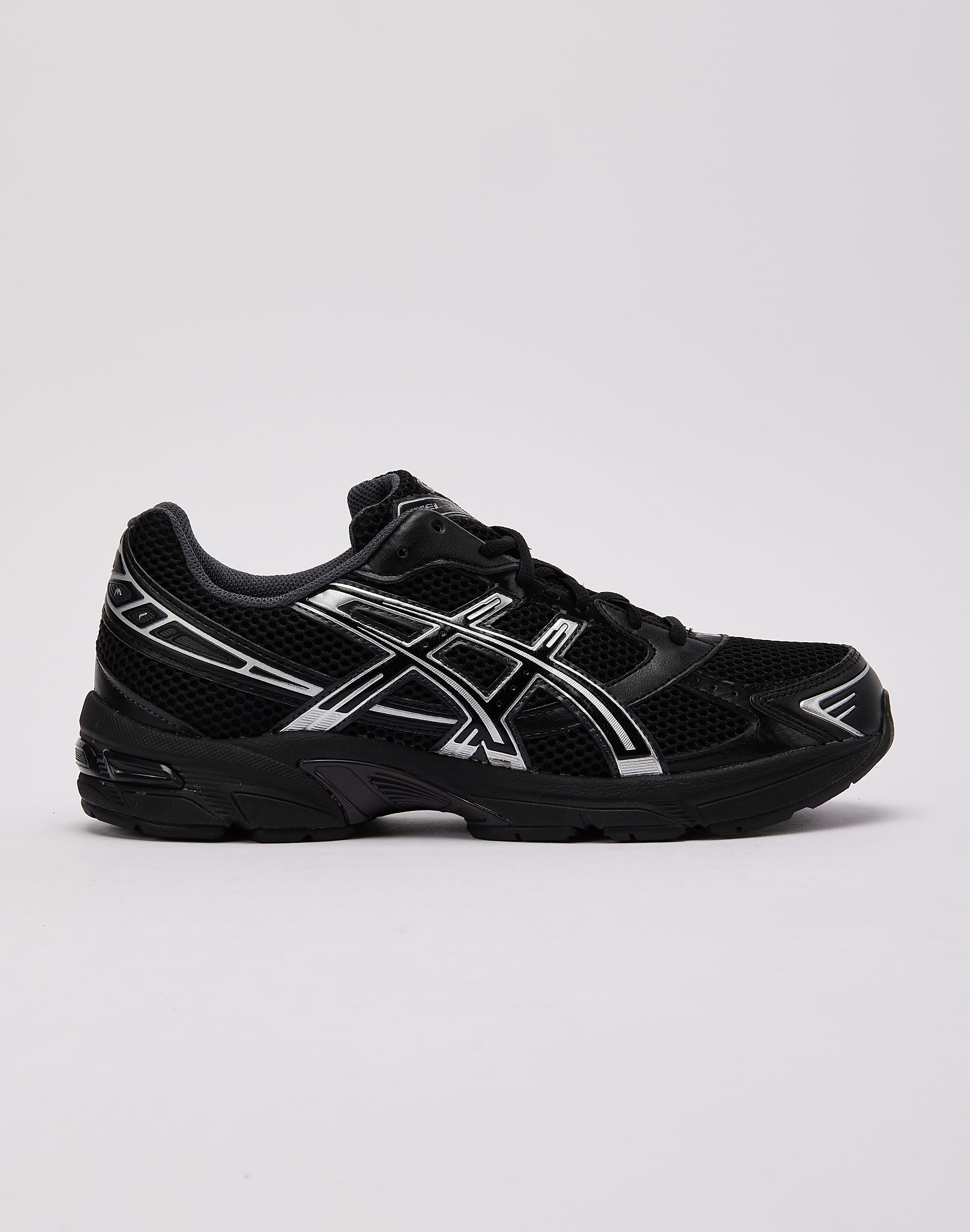 asics_1201A906_20001_M008_00301adc-fa59-4d90-a185-0bbfe6e2563f.jpg