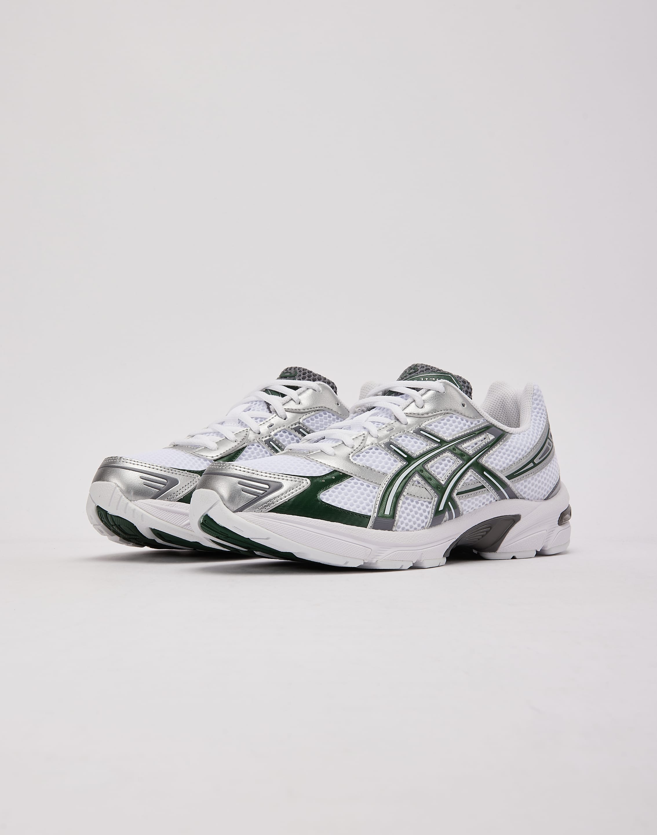 asics_1203A609_20106_M084.jpg