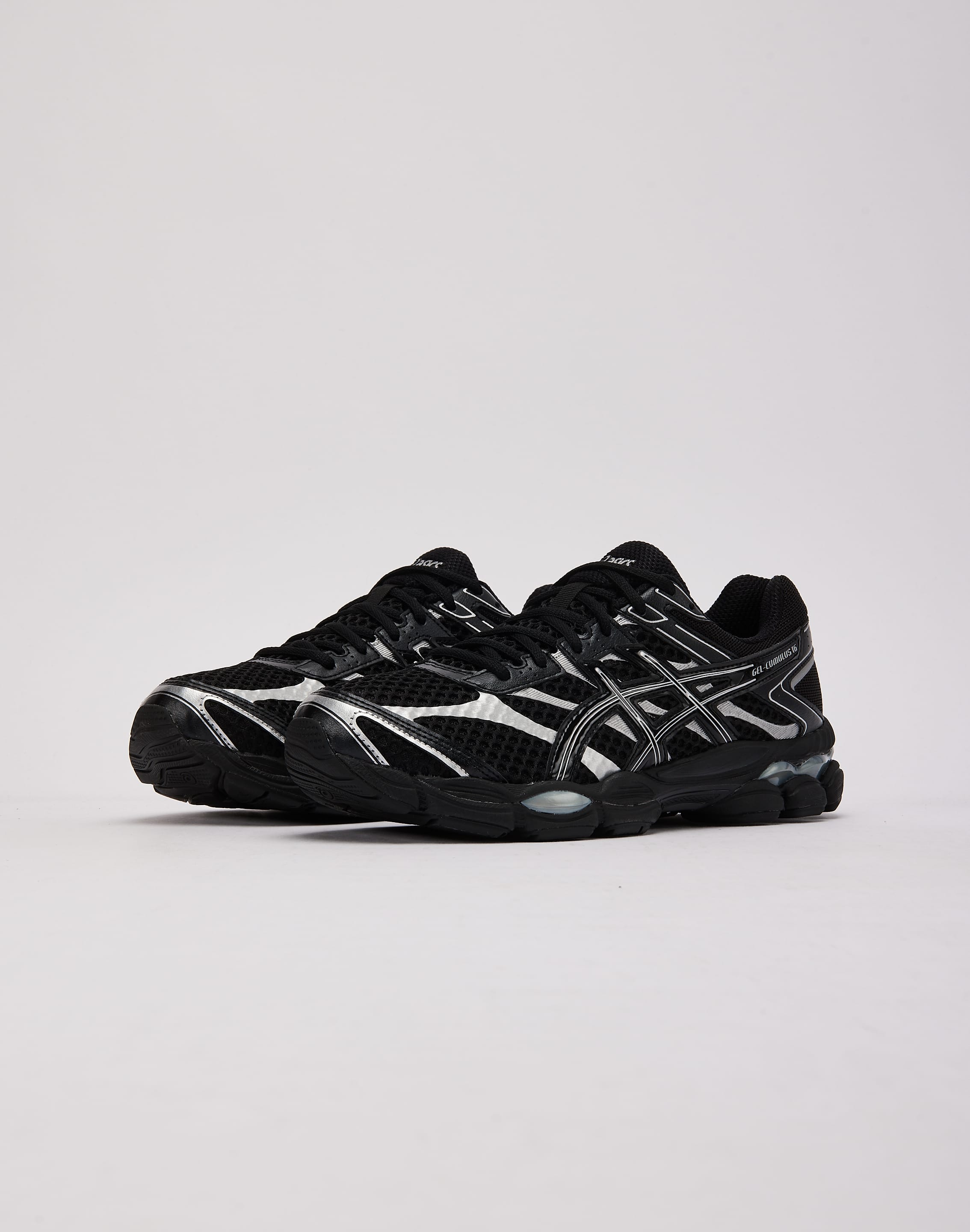asics_1203A733_20002_M076.jpg