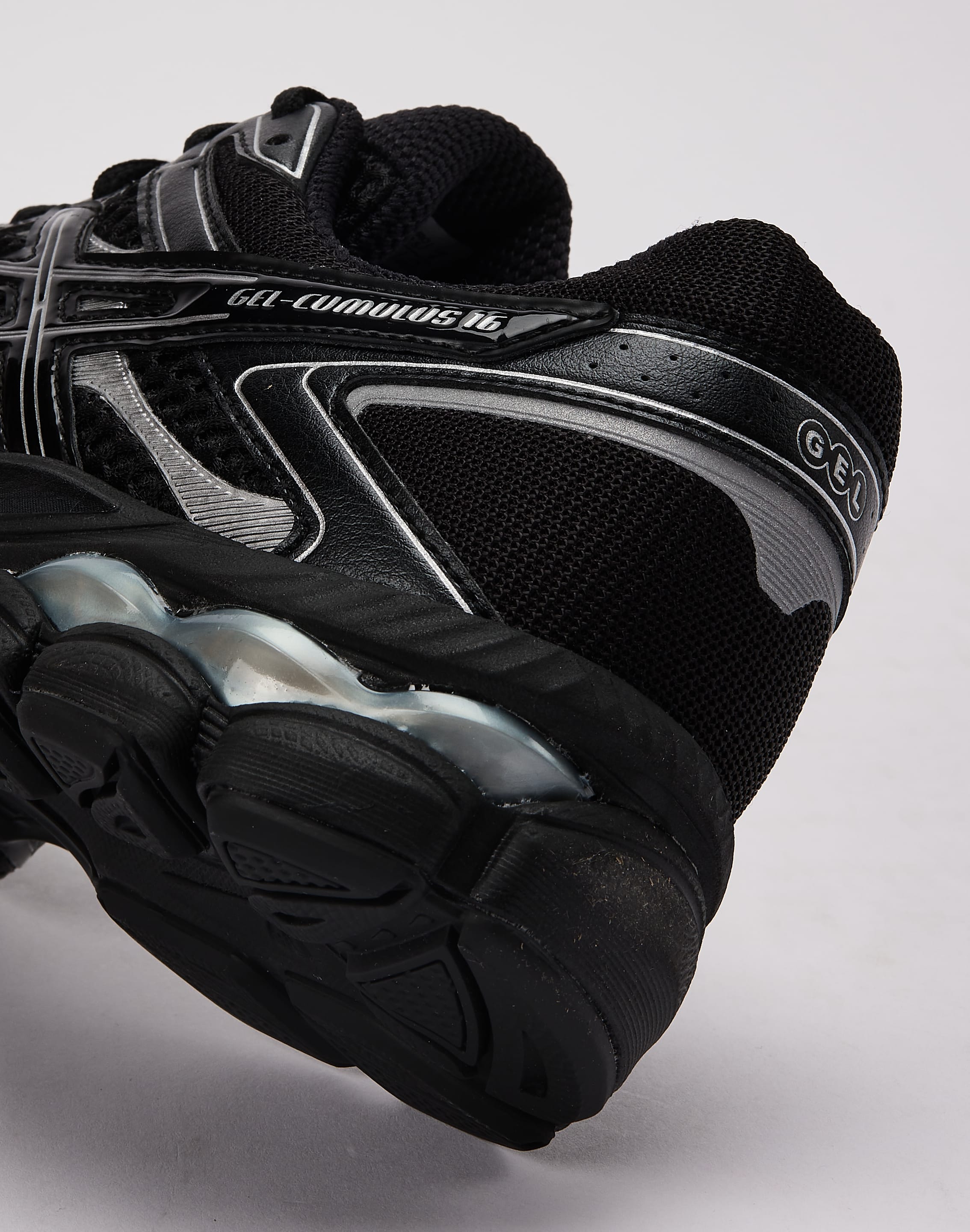 Asics GEL-CUMULUS 16