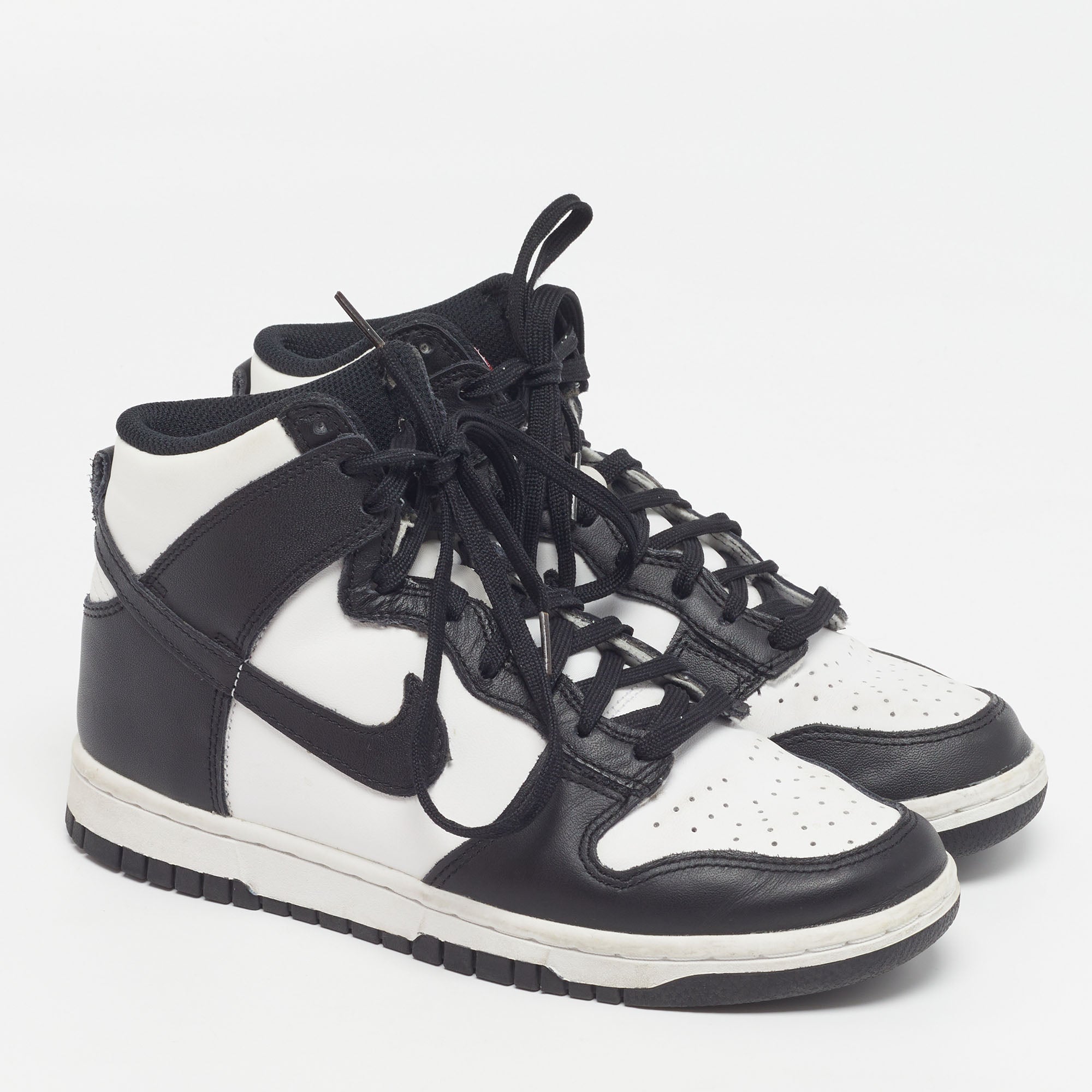 Nike Dunk High Panda