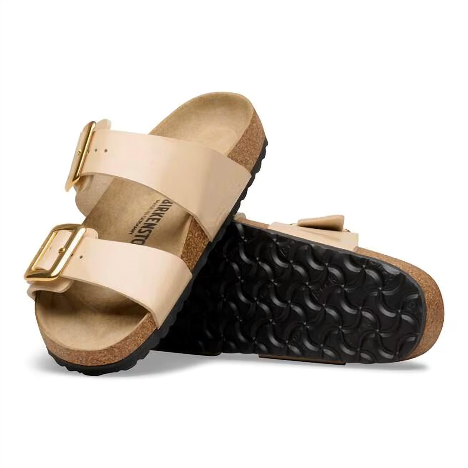 Women's Sydney Luxe Sandals In Sand Patent