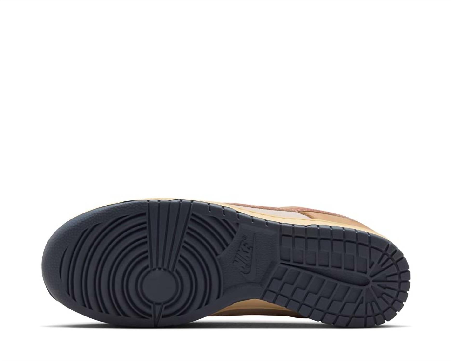 Men's Dunk Low Retro Se Sketch And Exploration Shoe In Wheat/burnt Sunrise-Sanddrift