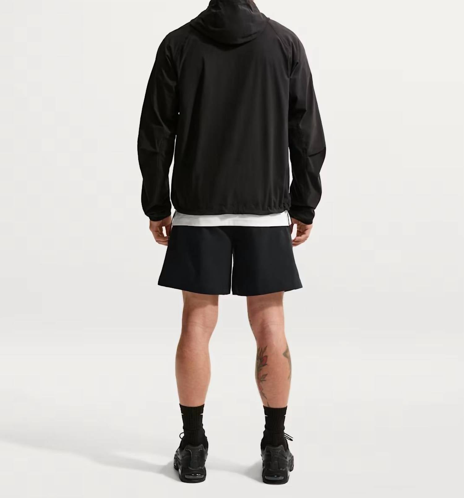 Tech Woven Shorts In Black