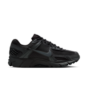 Men's Zoom Vomero 5 SE Shoes with Reflective Accents