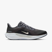 Men's Pegasus 41 Shoes In Medium Ash/metallic Gold Grain