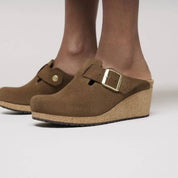 Women's Fanny Round Toe Wedge In Brown