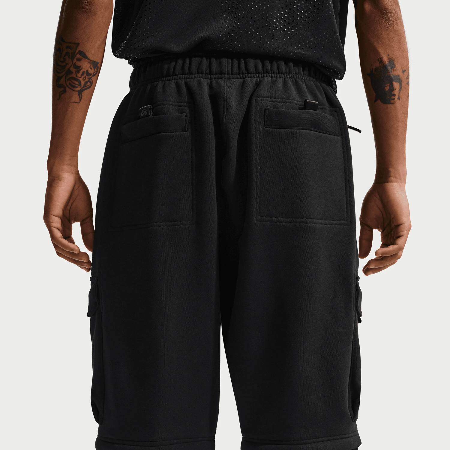 Ishod Cargo Pants In Black