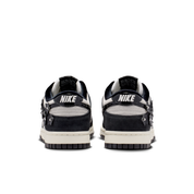 Women's Dunk Low SE Shoes
