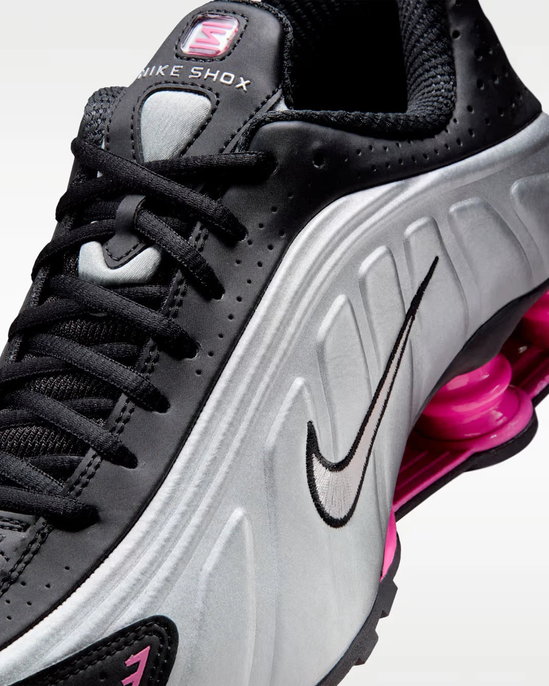 Nike Shox R4 AR3565-012 Sneakers Women's Black Metallic Lifestyle Shoes MEW800