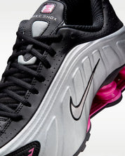 Nike Shox R4 AR3565-012 Sneakers Women's Black Metallic Lifestyle Shoes MEW800