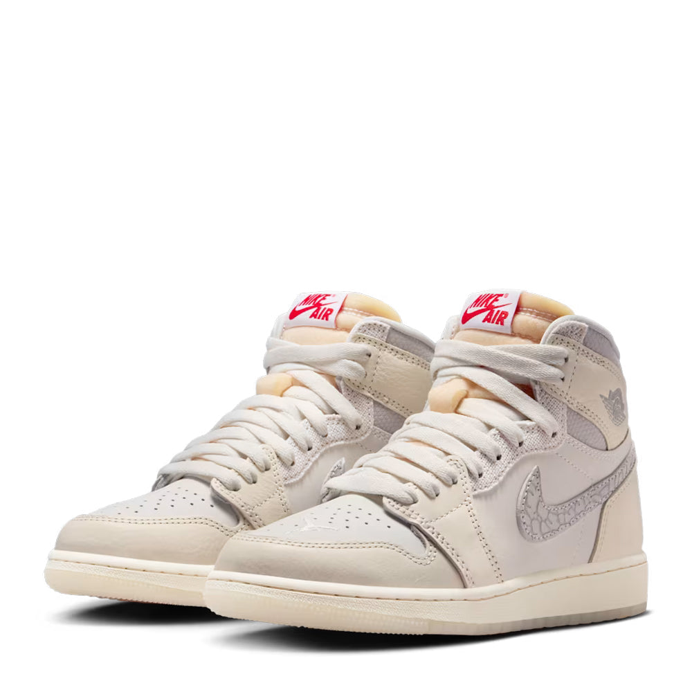 Air Jordan 1 Retro High OG Big Kids' Sneakers