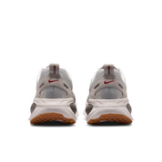 Men's Vomero 18 Road Running Shoes