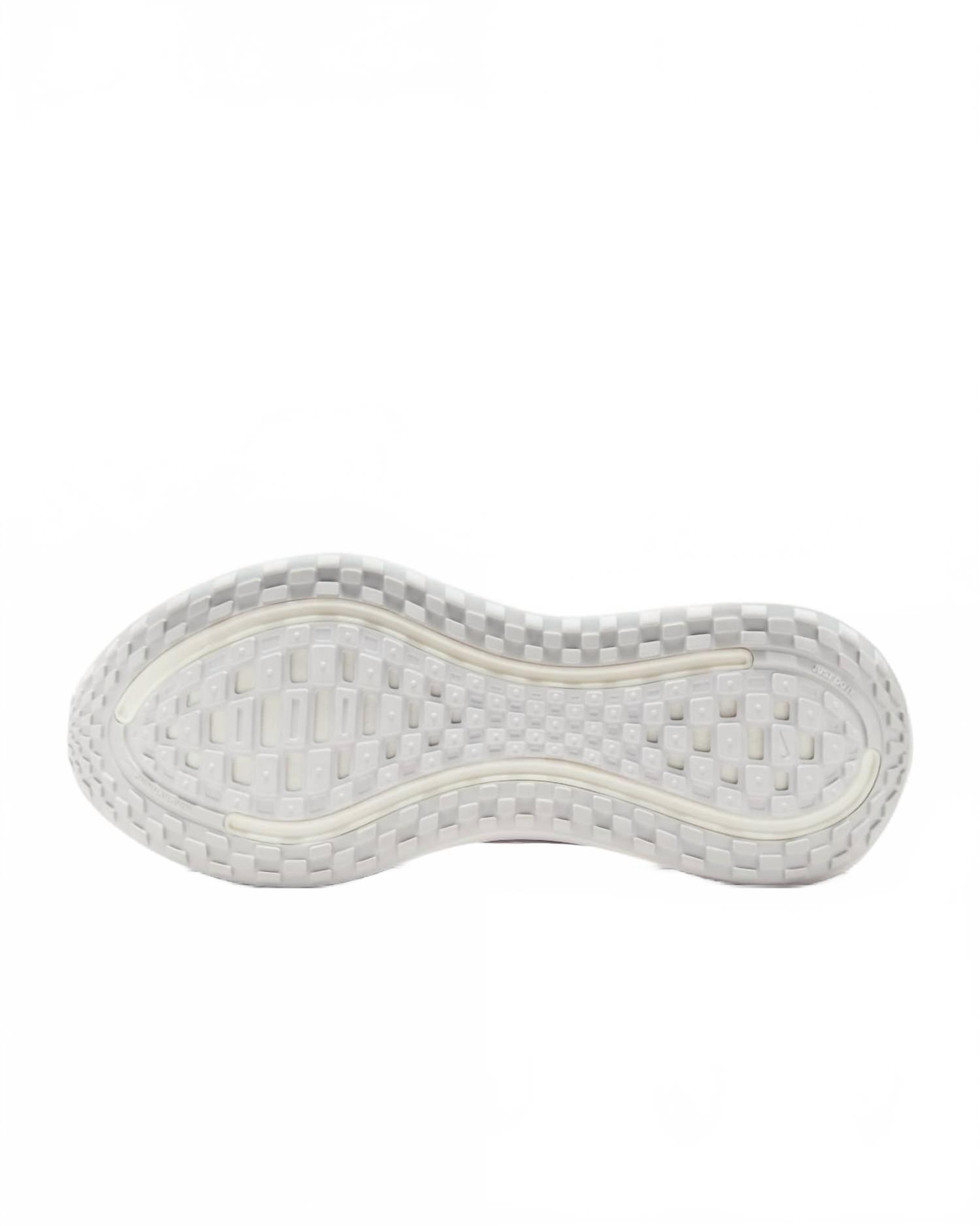 Women's Vomero Plus Road Running Shoes In White/photon Dust/metallic Silver/summit White