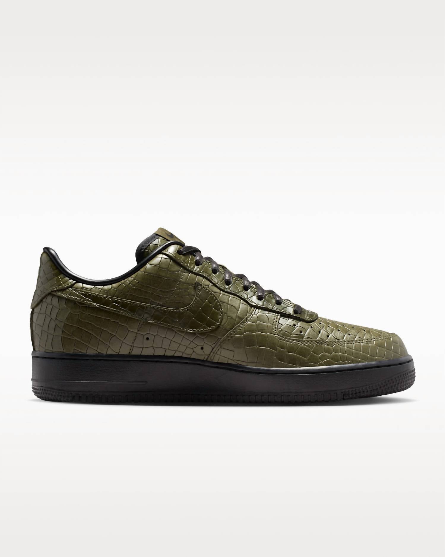Men's Air Force 1 '07 Premium Morse Code Sneaker In Cargo Khaki/black/metallic