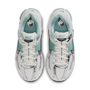 Women's Zoom Vomero 5 Shoes