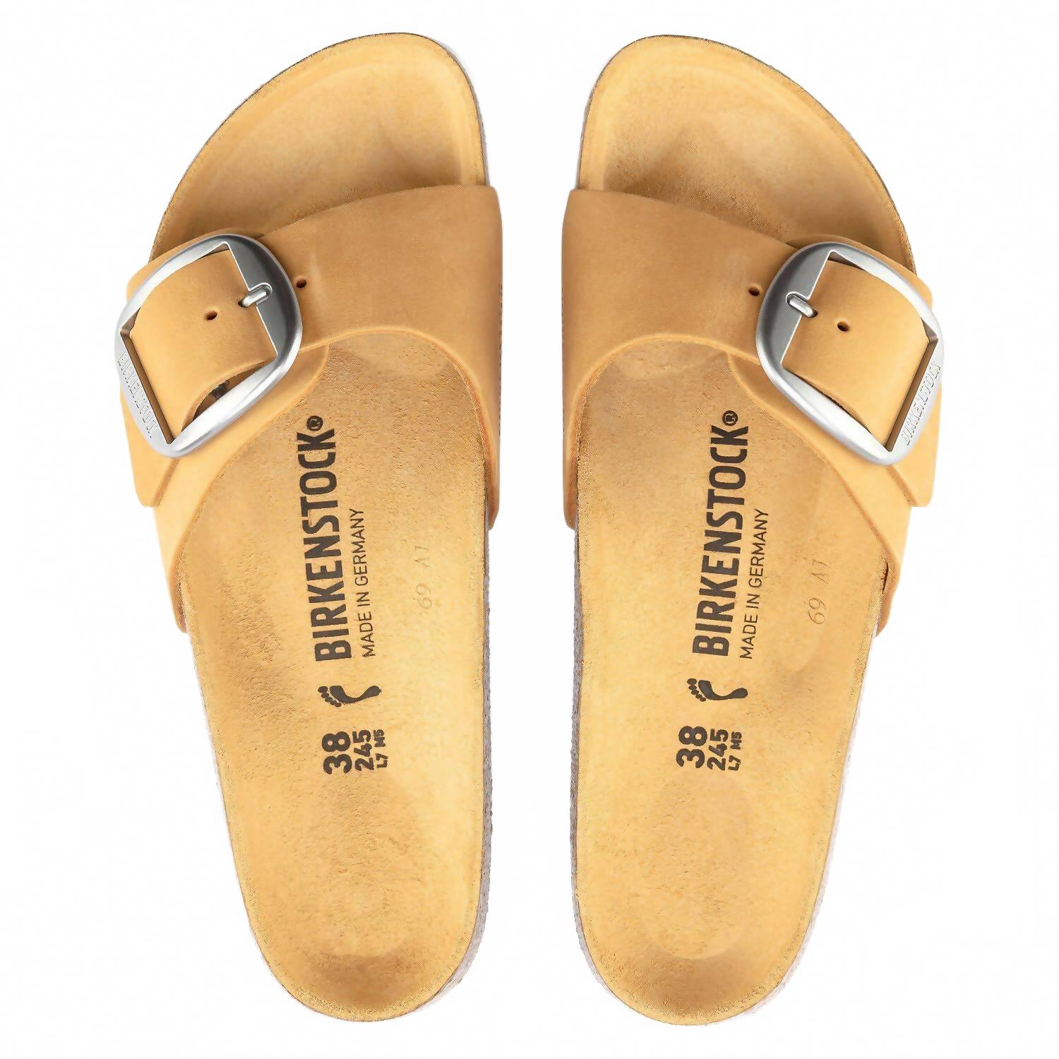 Women's Madrid Big Buckle Sandal In Apricot