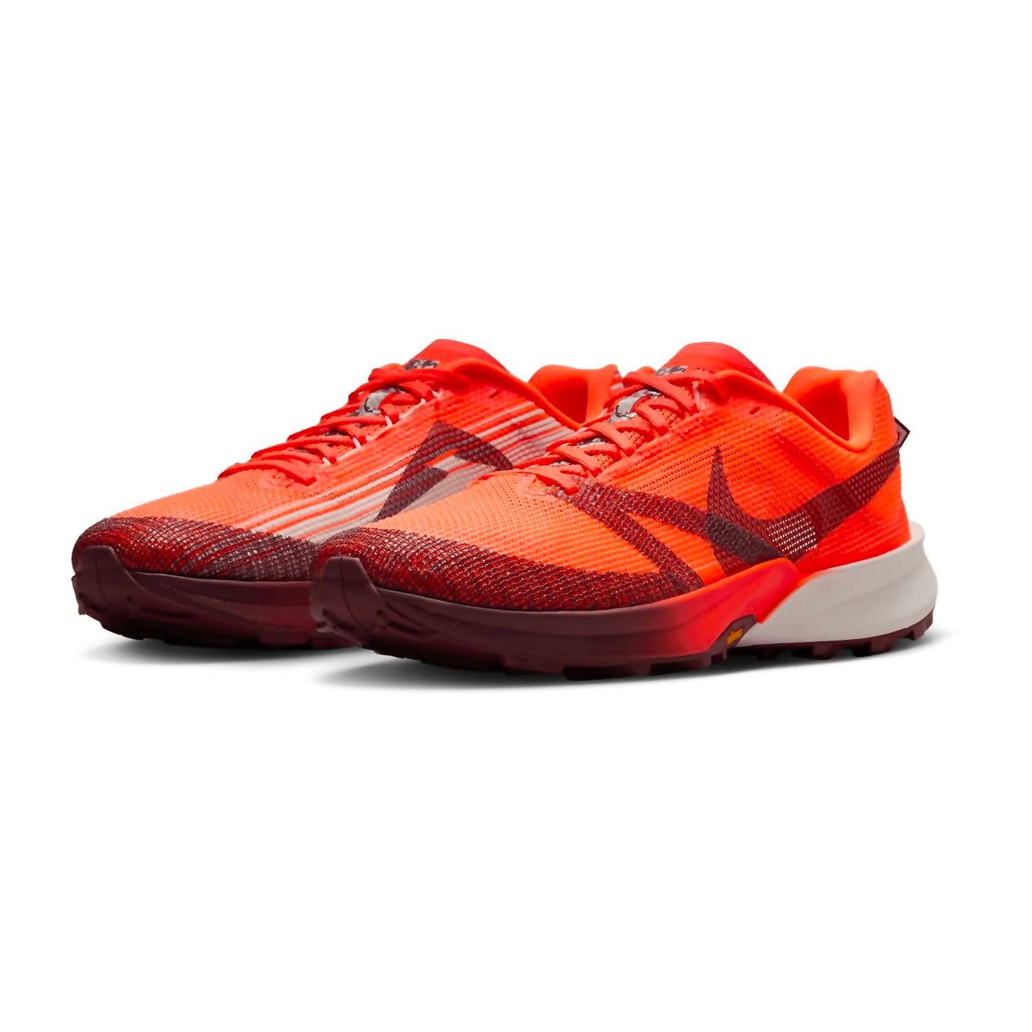 Unisex Terra Kiger 10 Shoe In Hyper Crimson/dark Team Red