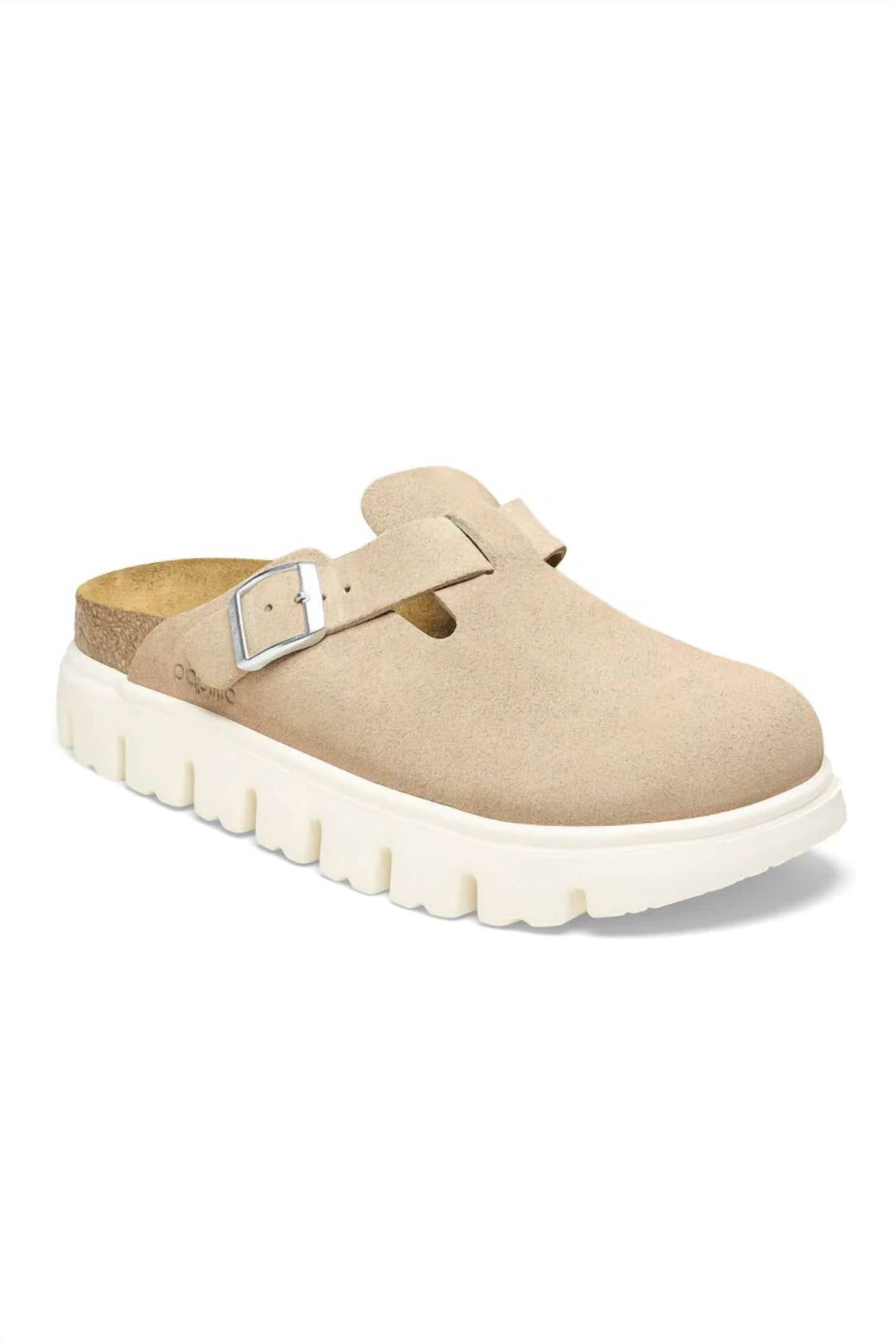Women's Chunky Boston Clogs In Warm Sand