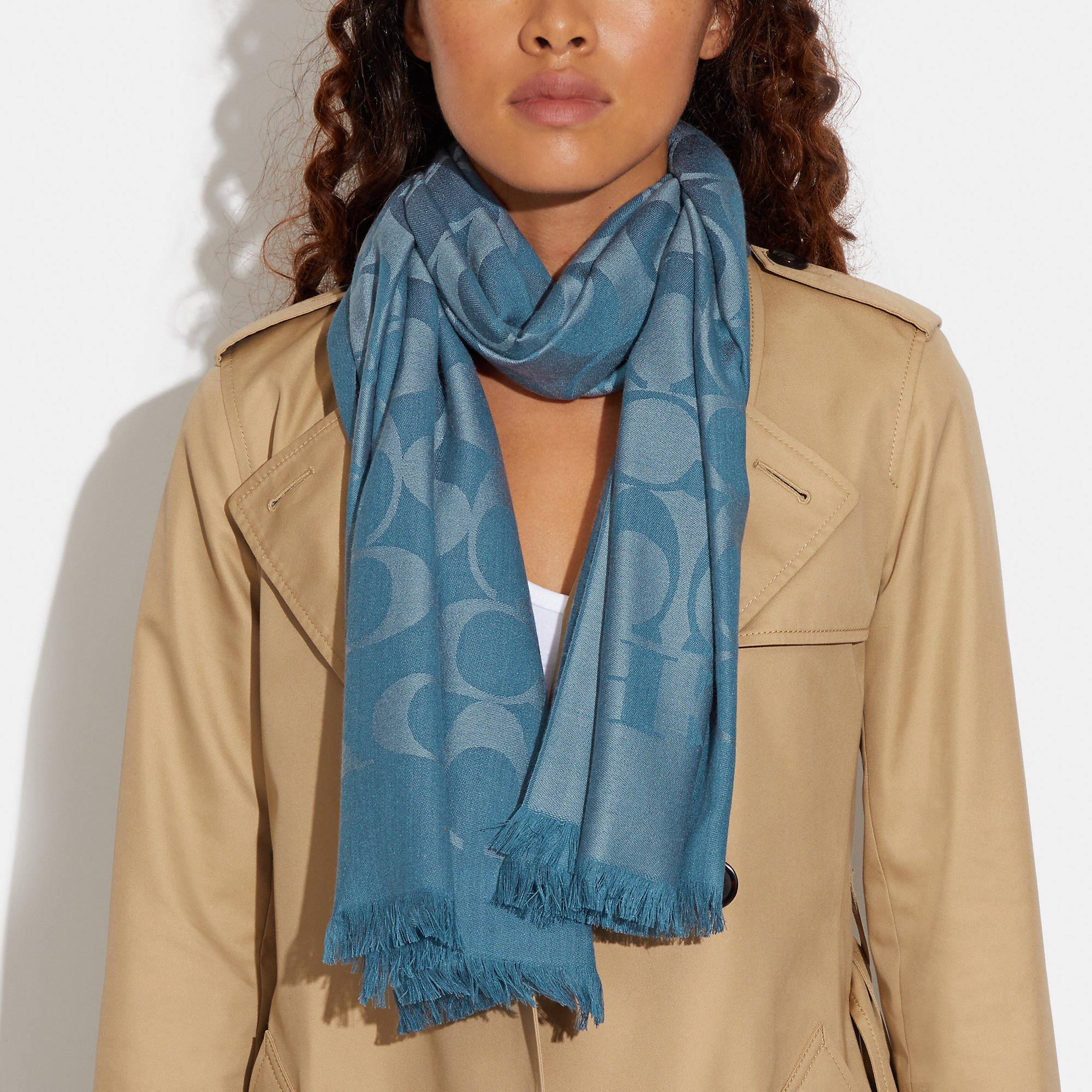 Coach Outlet Signature Wrap