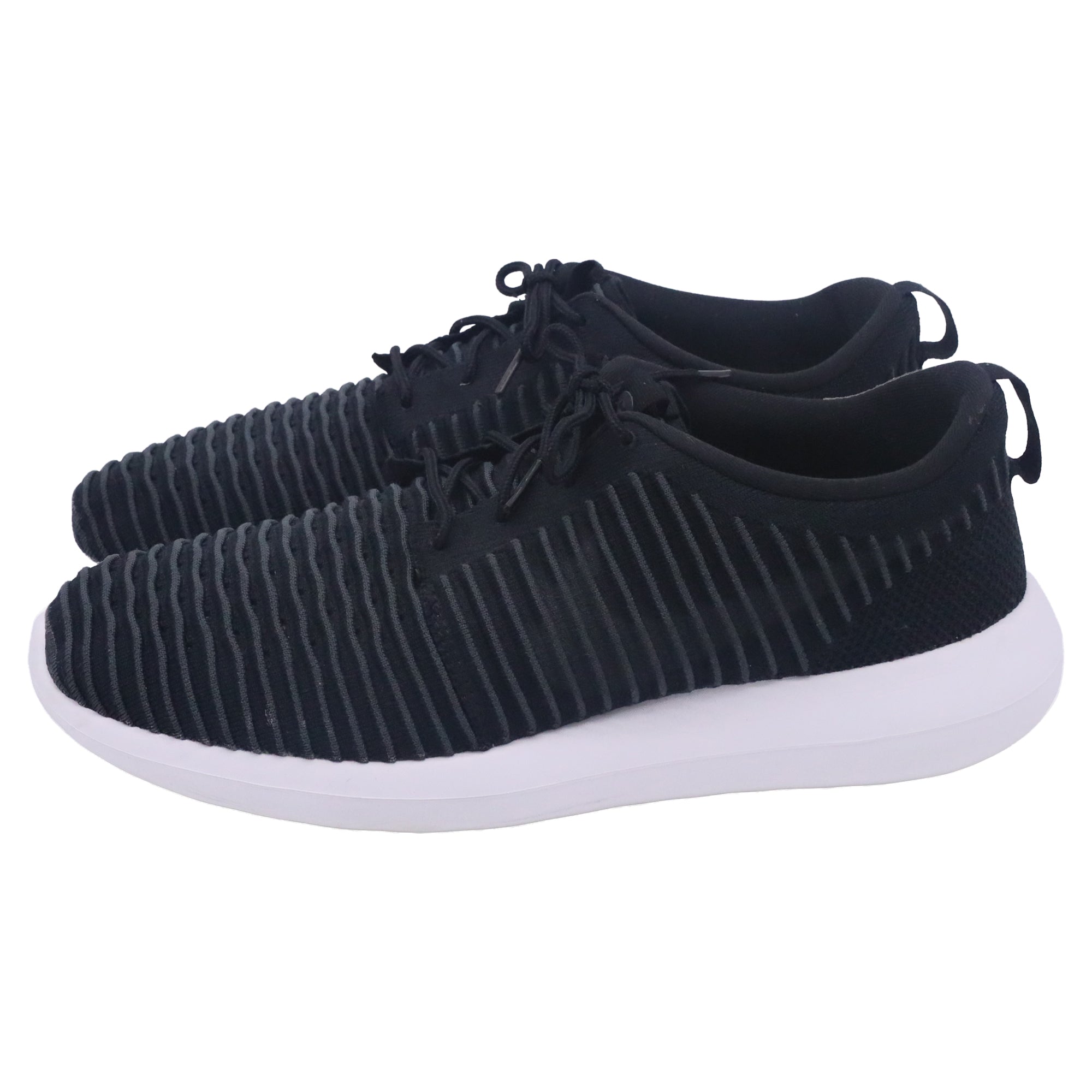 Nike Roshe Two Flyknit Sneakers in Black Nylon