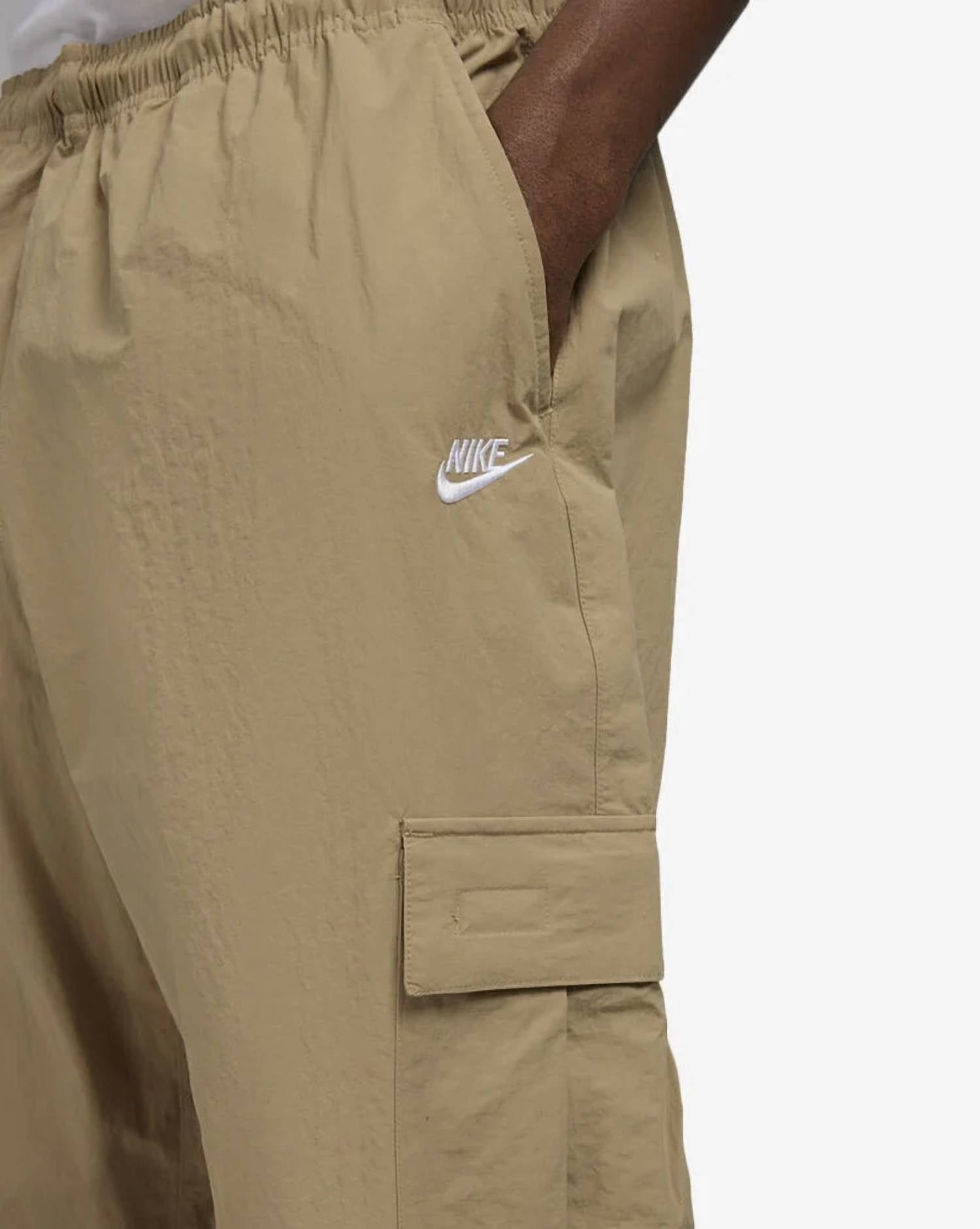 Men's Club Woven Club Pants In Parachute Beige