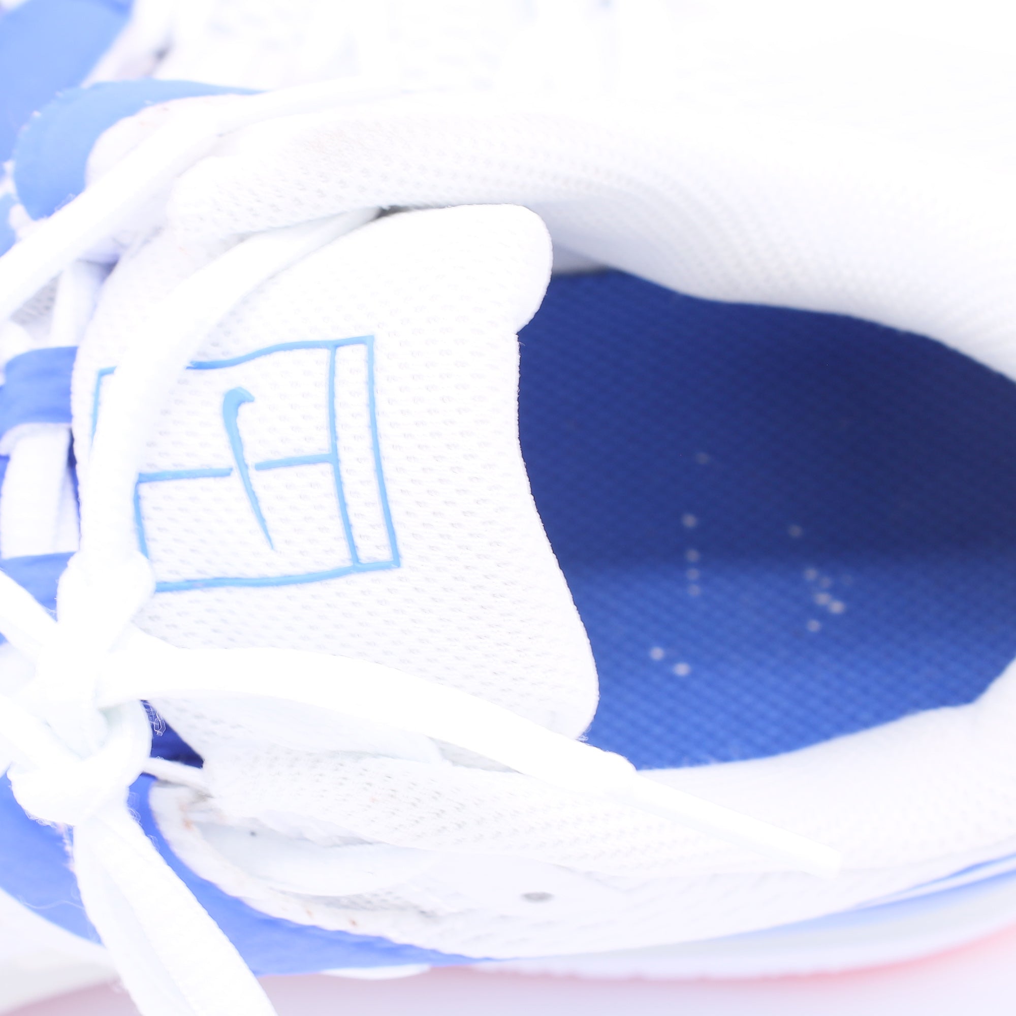 Nike Court Air Zoom Vapor X Sneakers in White Game Royal Polyester