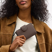 Coach Outlet Medium Corner Zip Wallet