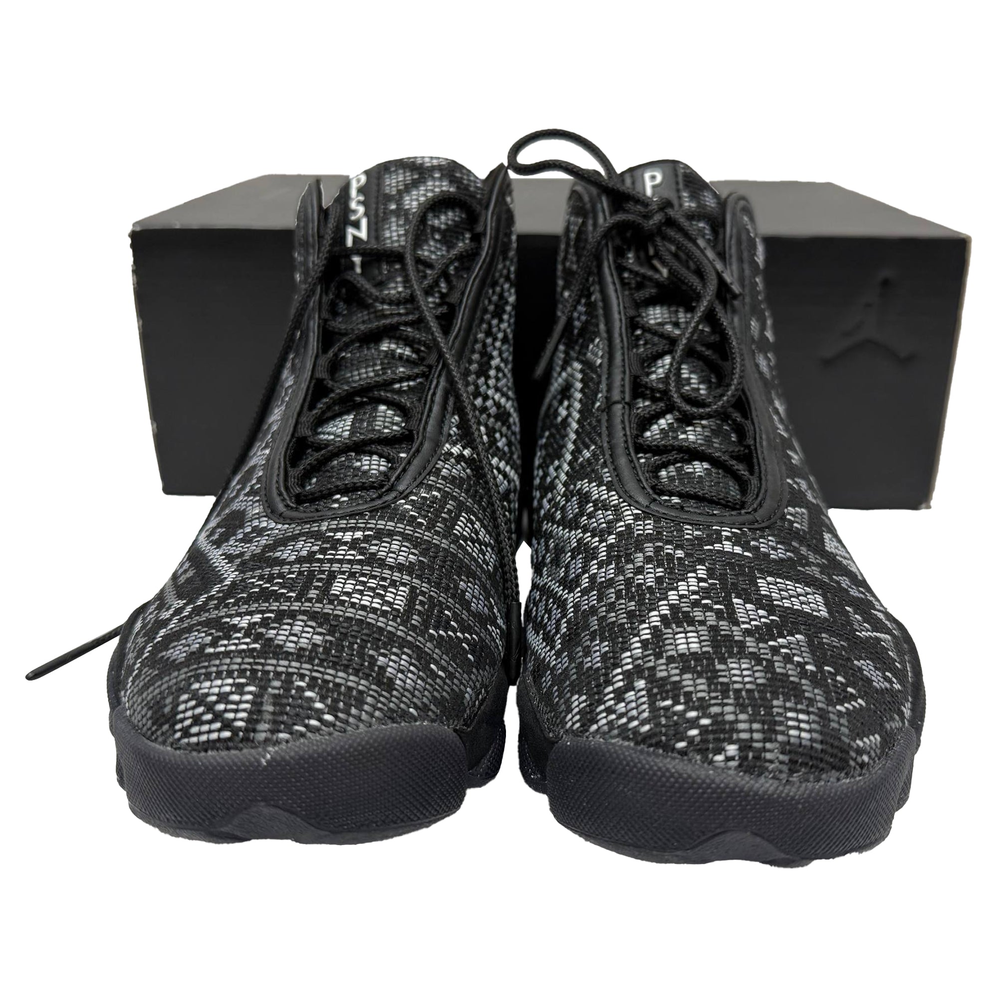 Jordan x PSNY Jordan Horizon Premium Sneakers in Black Polyester