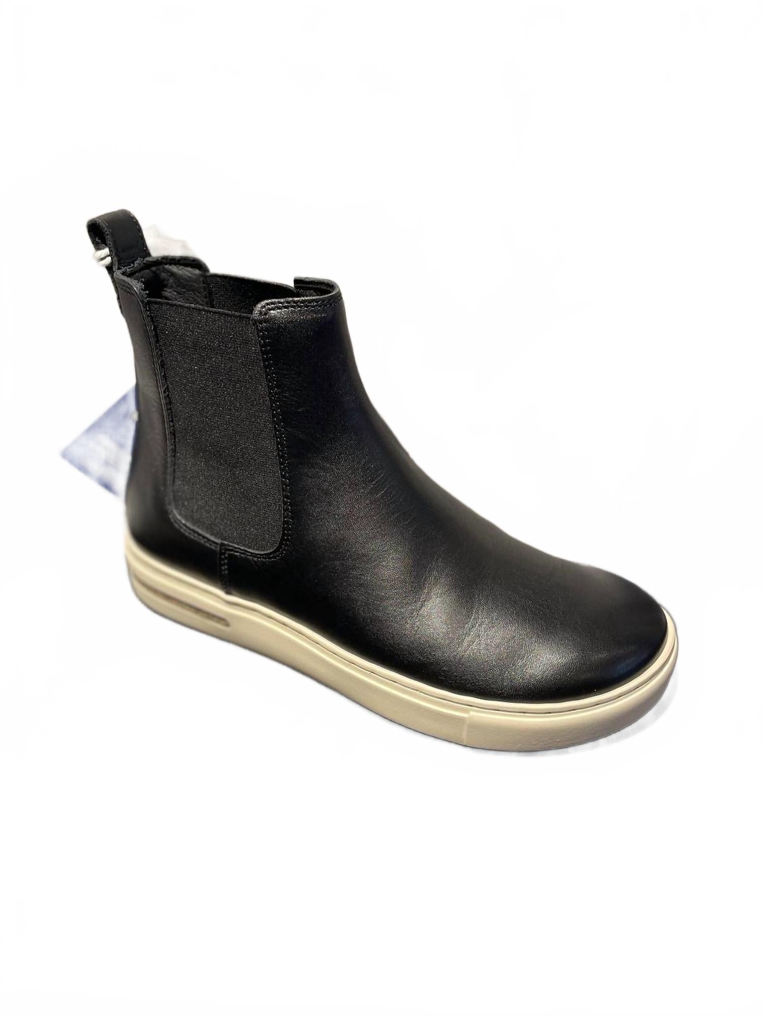 Unisex Bend Chelsea Smooth Leather Boots In Black