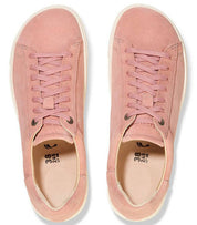 Women Bend Low Shoes In Pink Clay