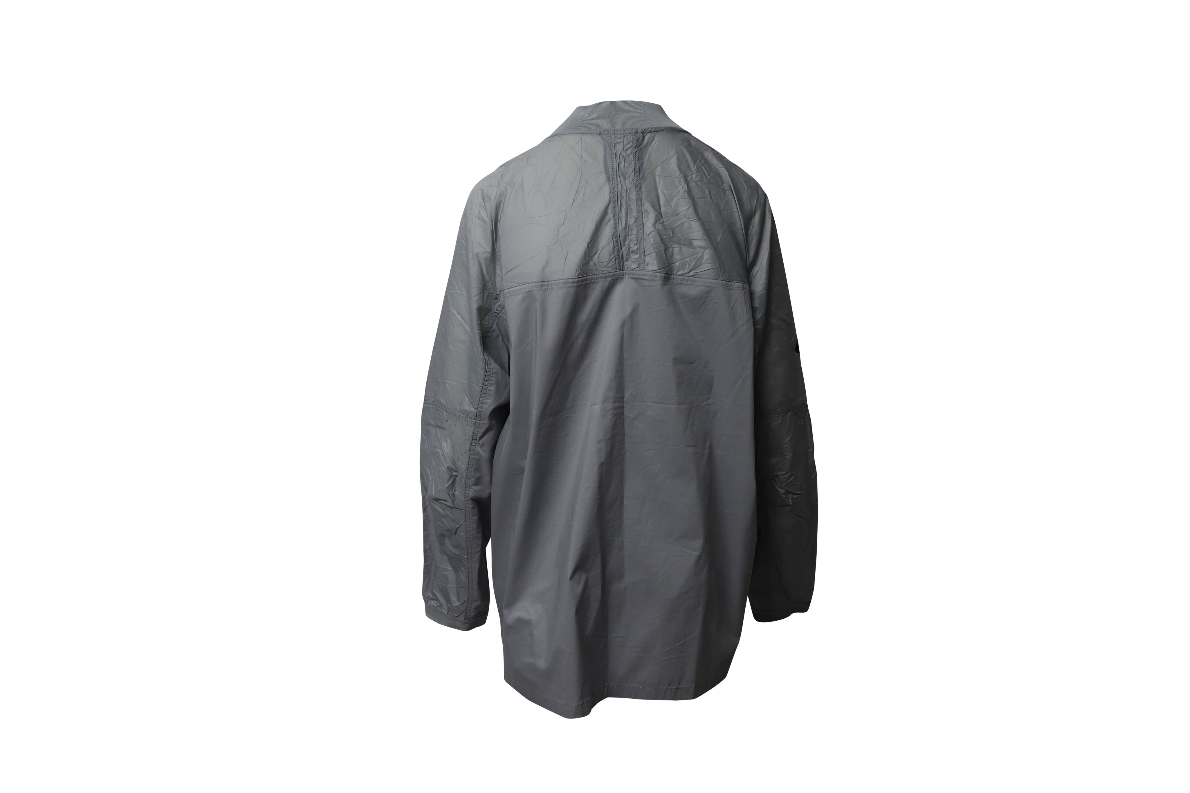 Nike Tech Pack Woven Jacket in Grey Polyester