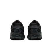 Men's Zoom Vomero 5 SE Shoes with Reflective Accents
