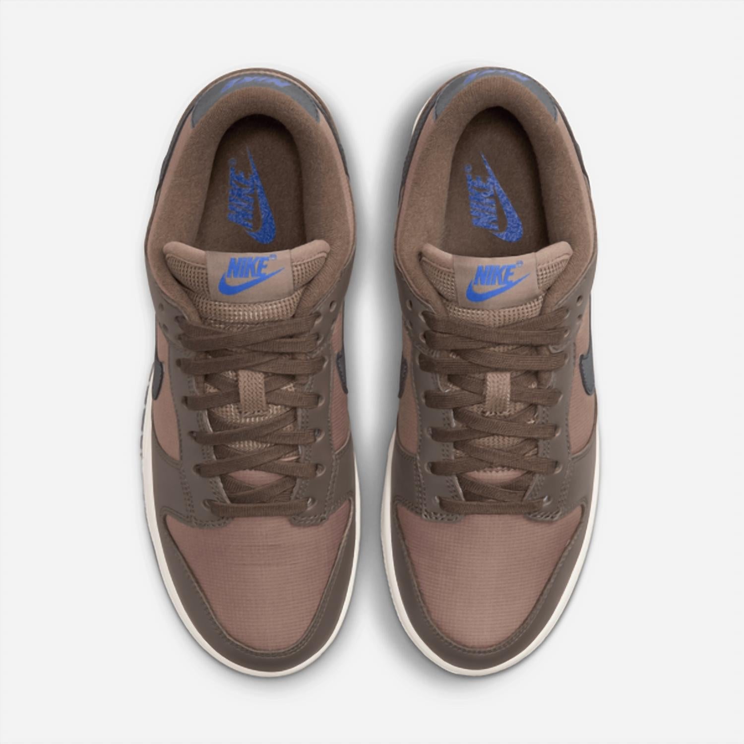 Women's Dunk Low Sneaker In Ironstone/anthracite-Mink Brown