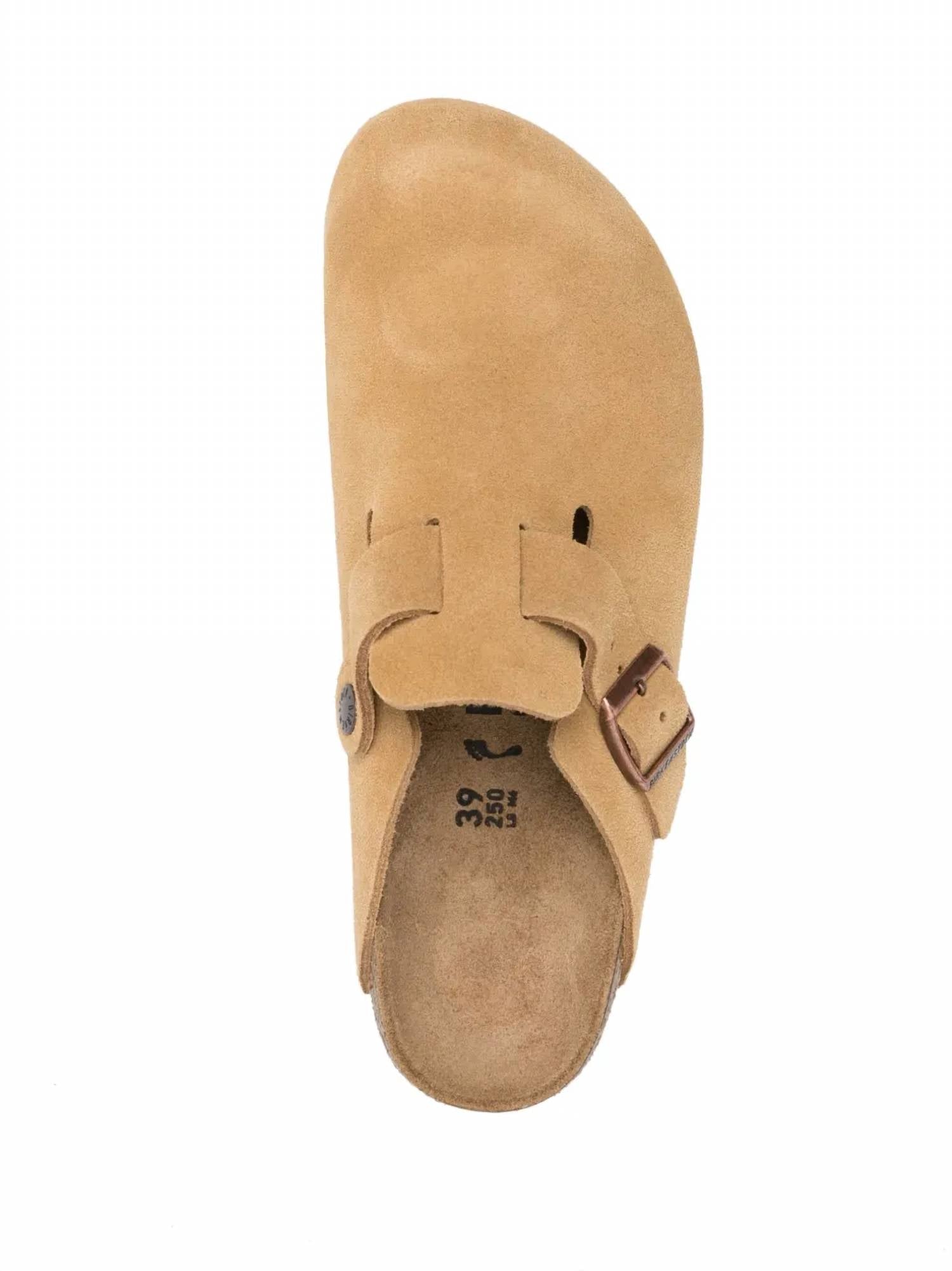 Unisex - Boston Suede Clogs In Latte Cream