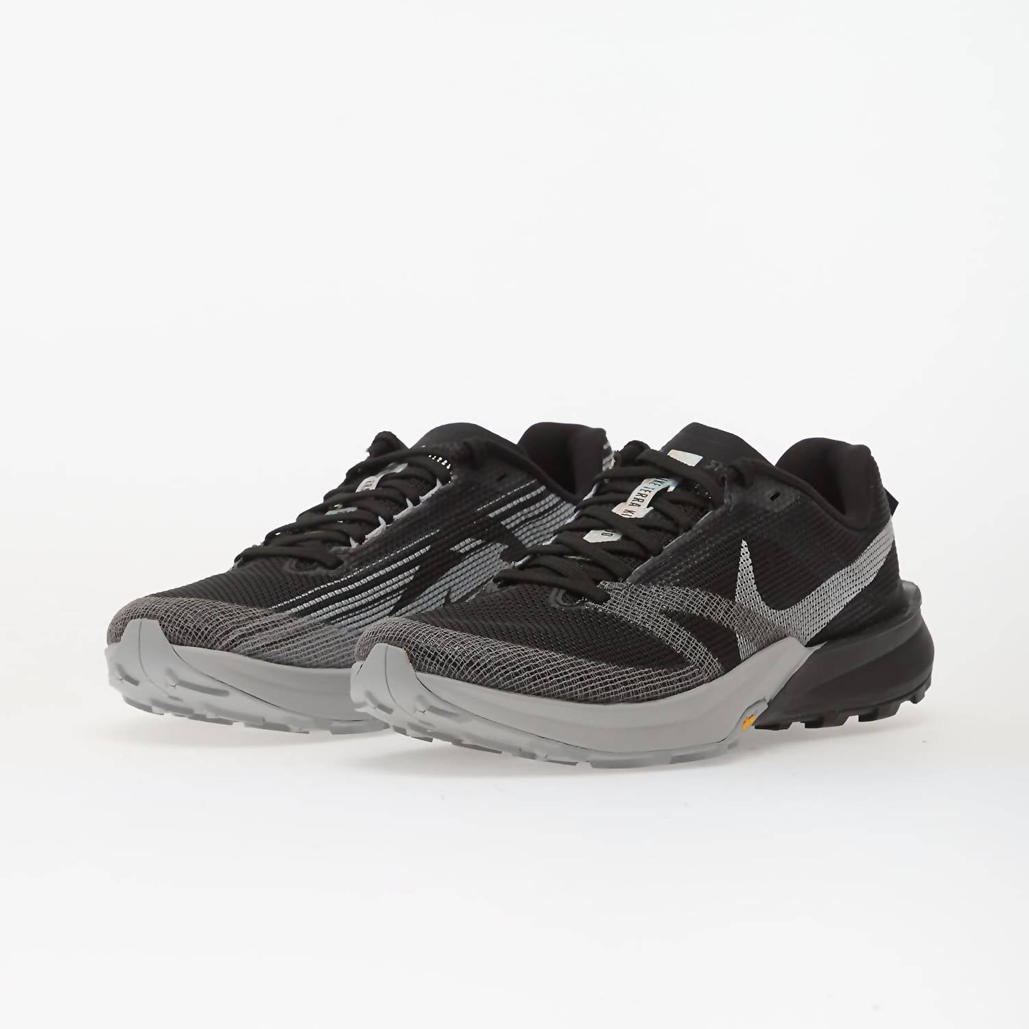 Men's Terra Kiger 10 Shoe In Black/white White-Cool Grey