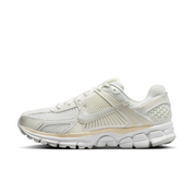 Women's Zoom Vomero 5 Shoes with Reflective Accents