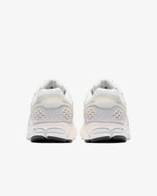 Men's Zoom Vomero 5 Sneaker In Vast Grey/black-Sail