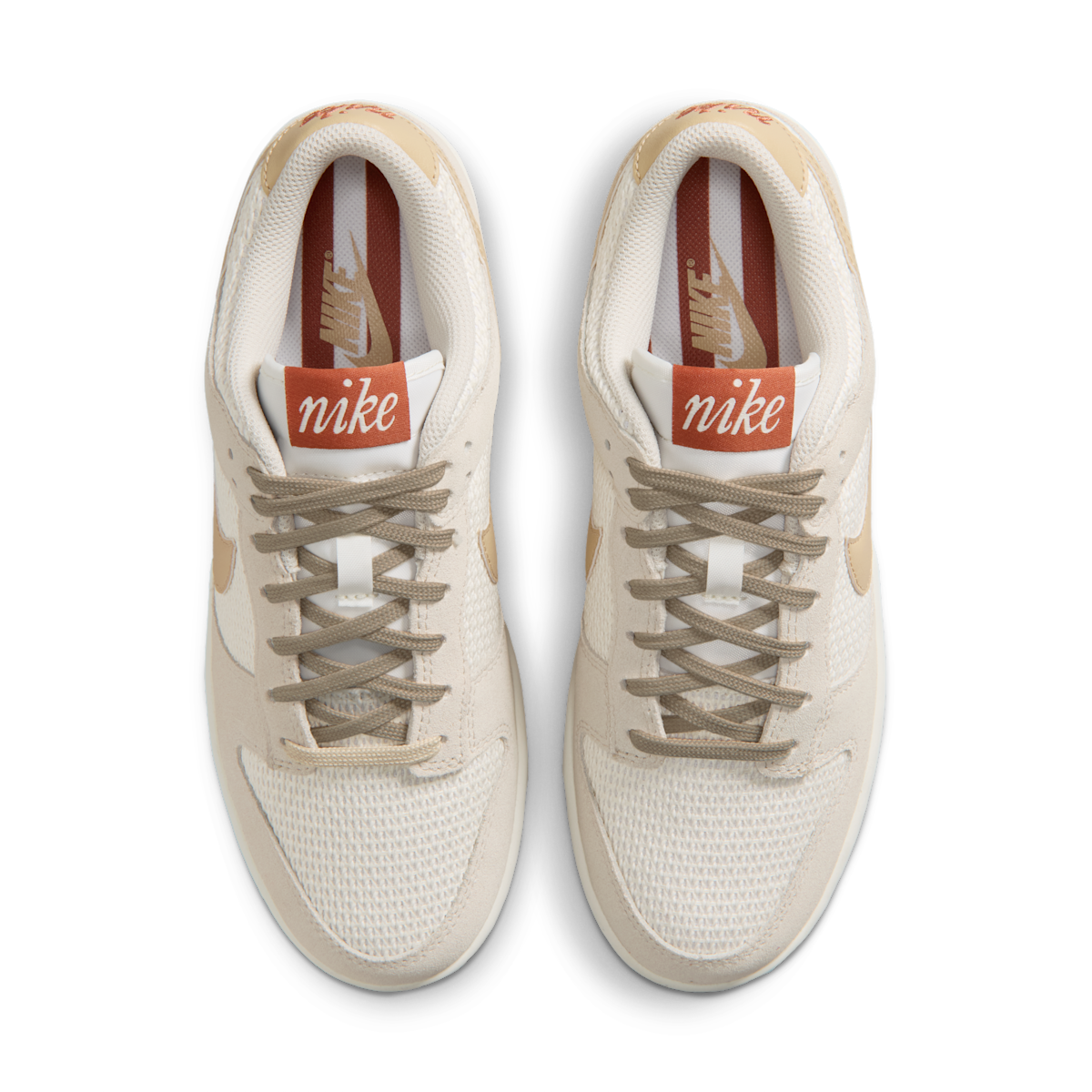 Women's Dunk Low SE Shoes