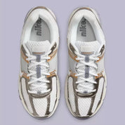 Men's Zoom Vomero 5 Sneaker In Platinum Tint/white