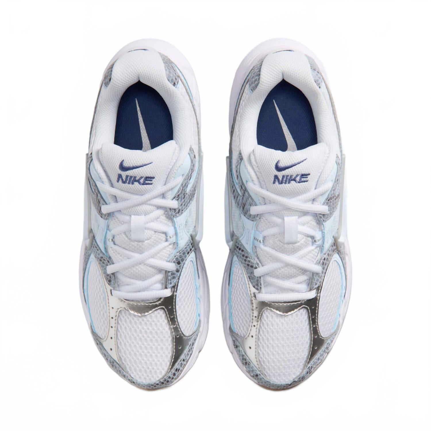 Women's V5 Rnr Sneakers In Premium Football Grey