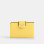 Coach Outlet Medium Corner Zip Wallet
