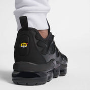 Men's Air Vapormax Plus Sneaker In Black/black/dark Grey