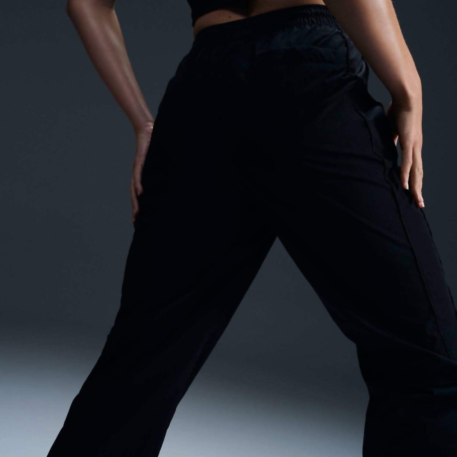 Women's Wind Runner High Waisted Woven Open Hem Pants In Black