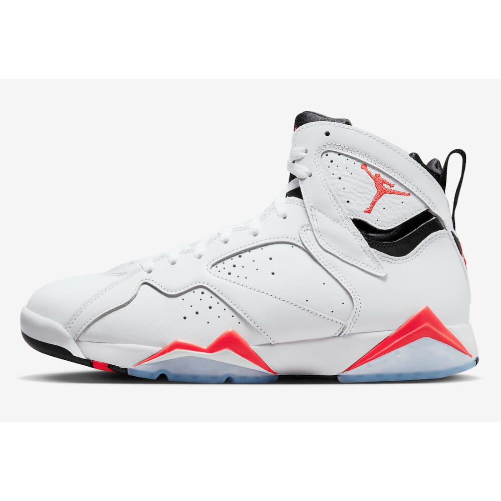 Grade-School Nike Air Jordan 7 Retro White/Crimson-Black DQ6040-160