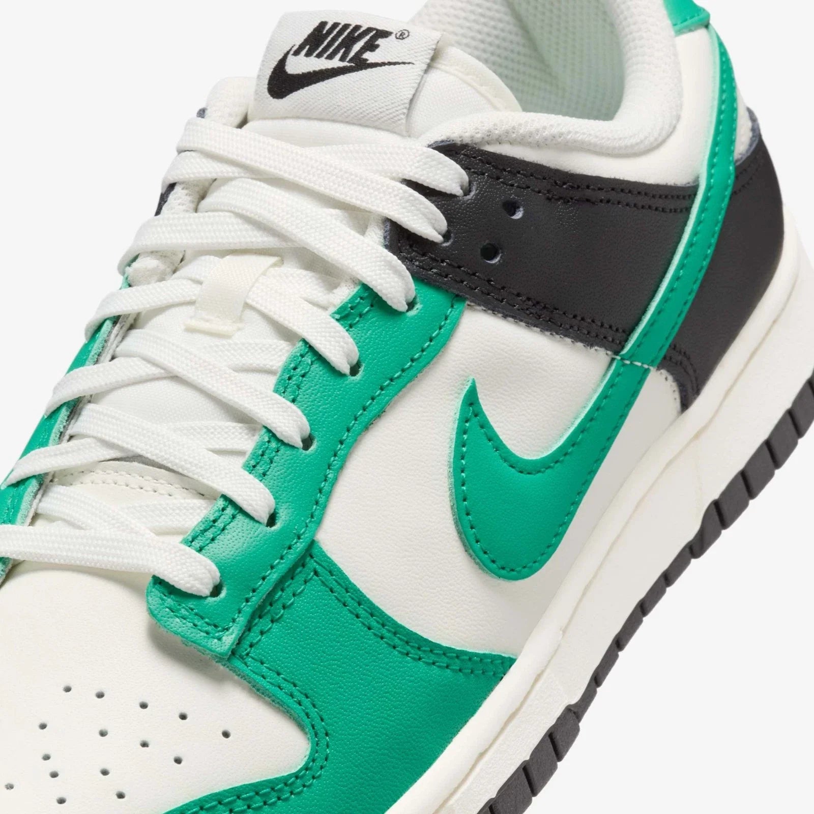 Nike Dunk Low IB4363-133 Sneaker Women's Sail Green Lifestyle Shoes RHS8173