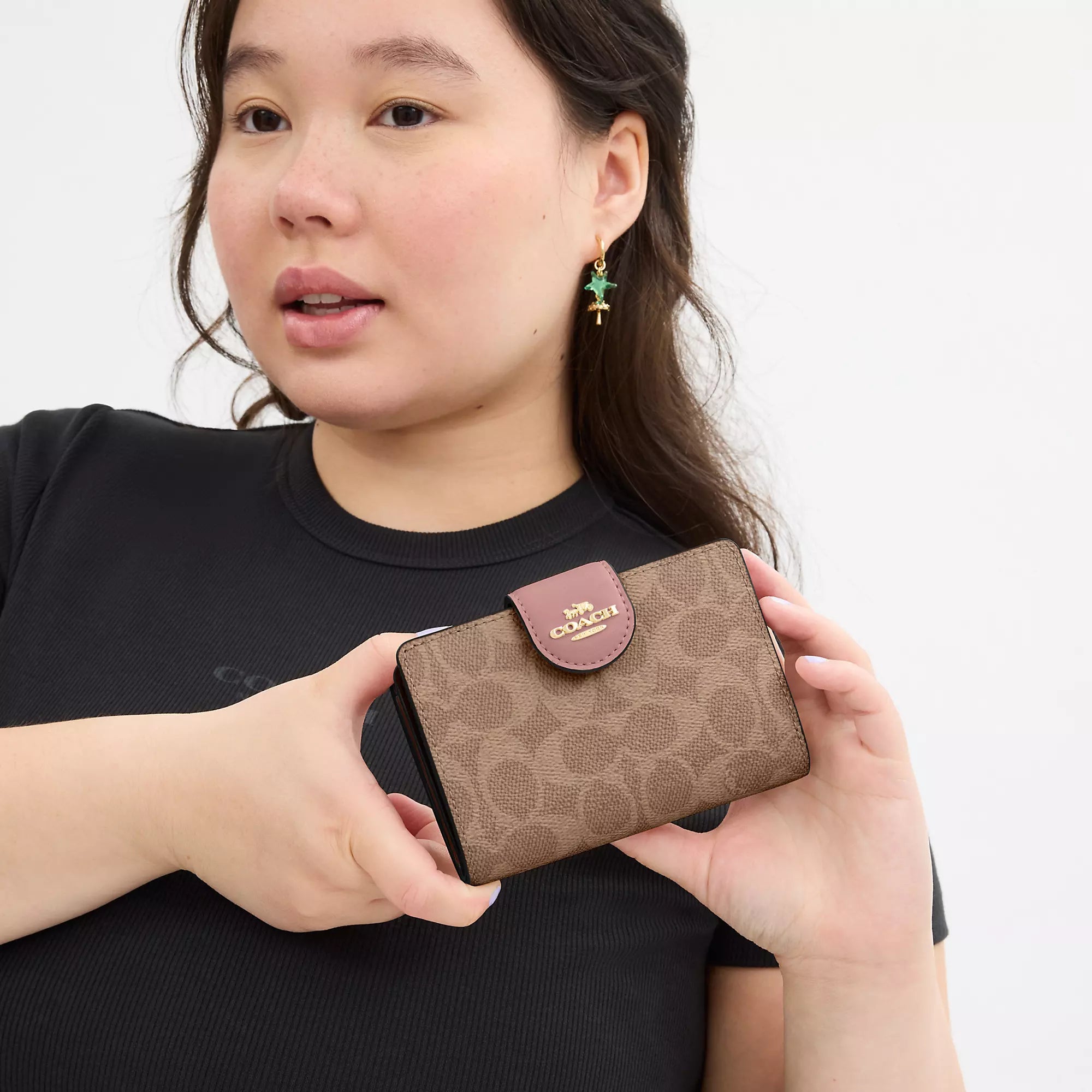 Coach Outlet Medium Corner Zip Wallet In Signature Canvas