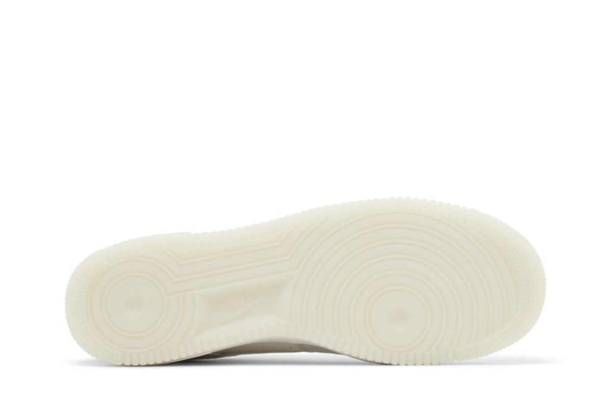 Nike Air Force 1 Low '07 LV8 Light Bone