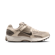 Men's Zoom Vomero 5 Shoes