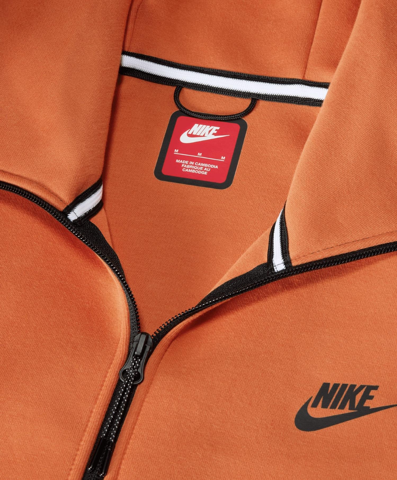 Tech Wind Runner Hoodie In Coral